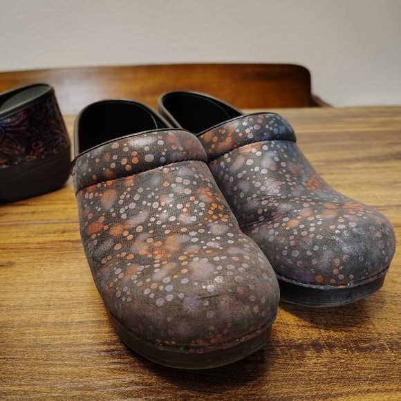 Dansko Multicolor Clogs - Picture 2 of 7